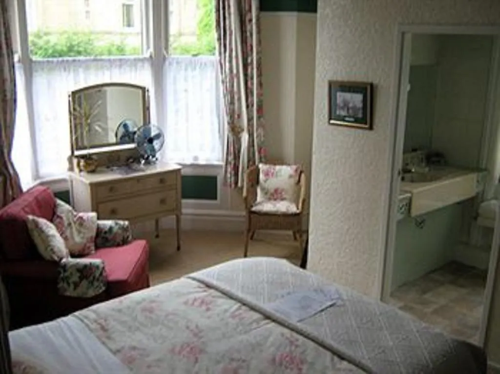Elm Crest Guesthouse Huddersfield 4*,  Verenigd Koninkrijk